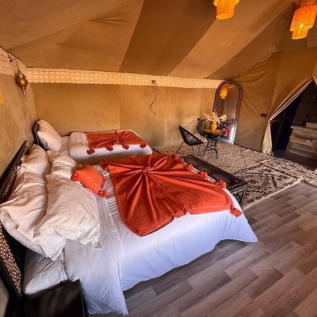 Aladdin Merzouga Camp מראה חיצוני תמונה