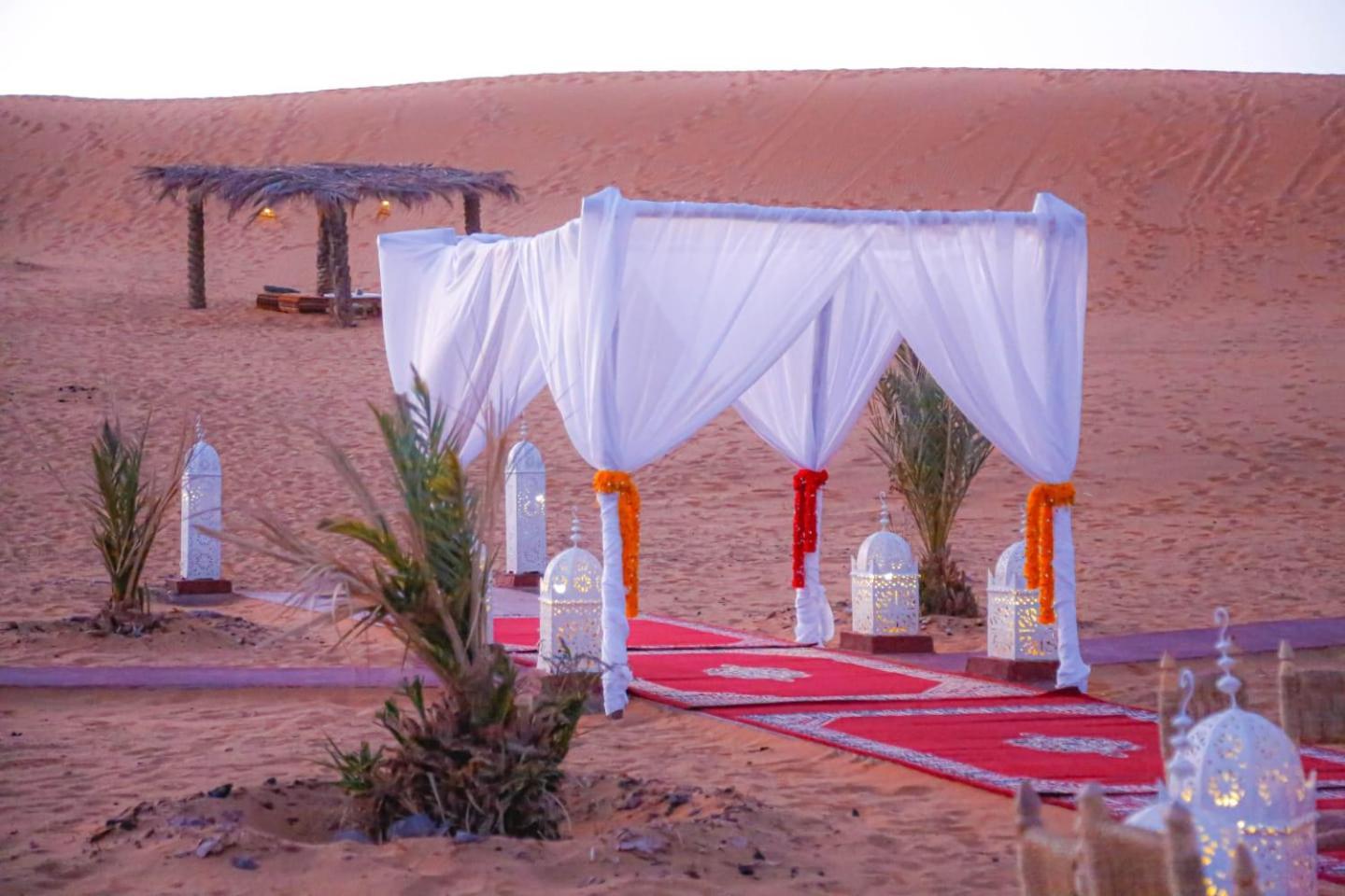 Aladdin Merzouga Camp מראה חיצוני תמונה