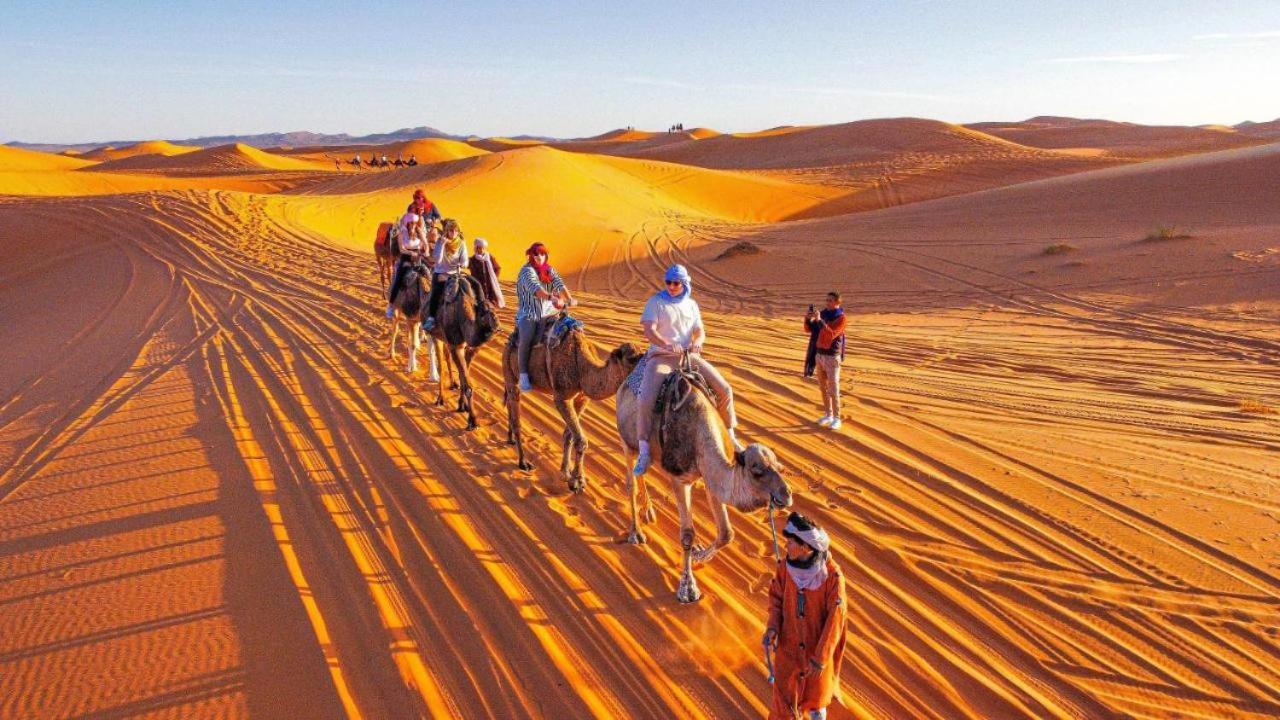 Aladdin Merzouga Camp מראה חיצוני תמונה