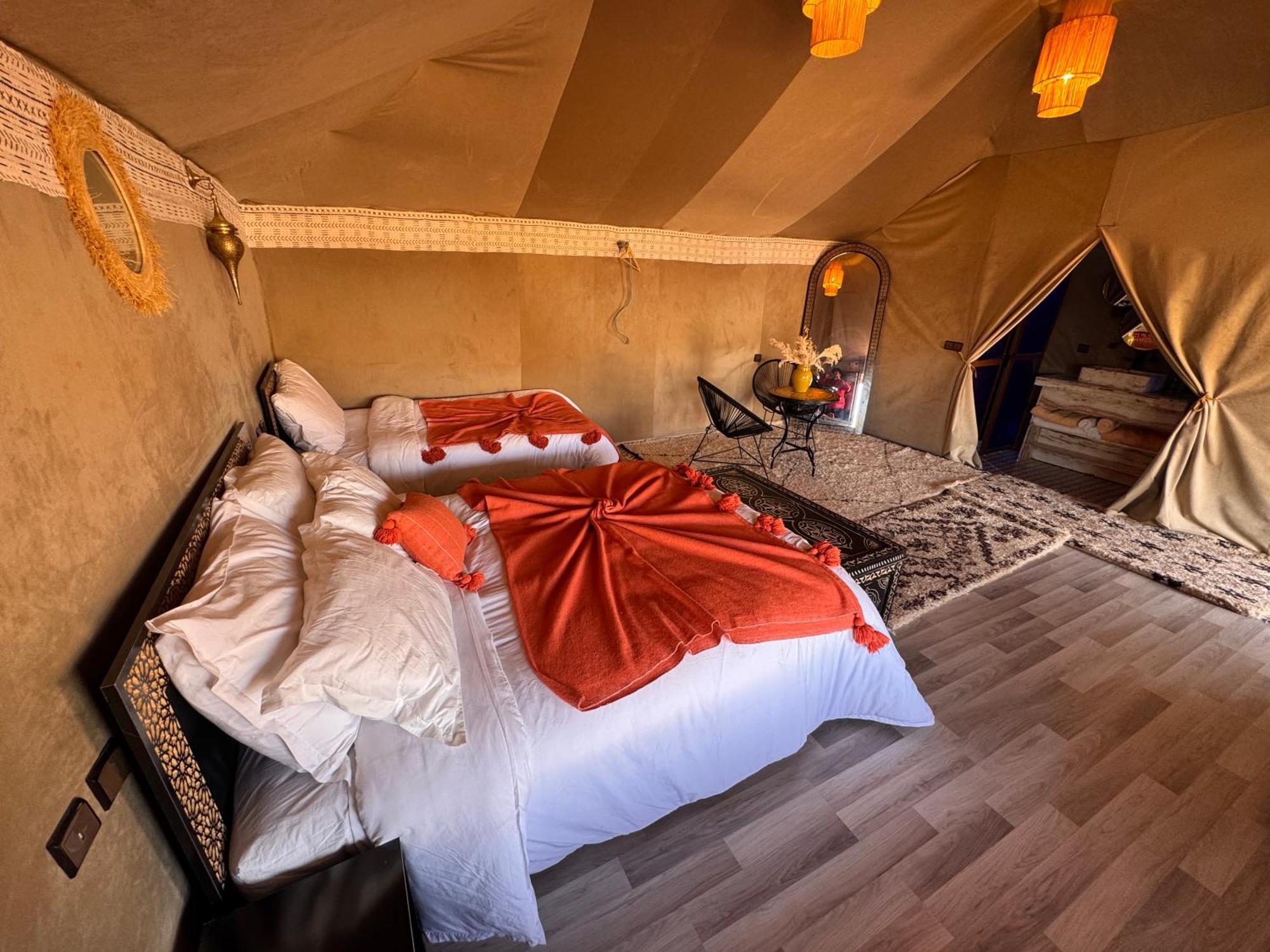 Aladdin Merzouga Camp מראה חיצוני תמונה