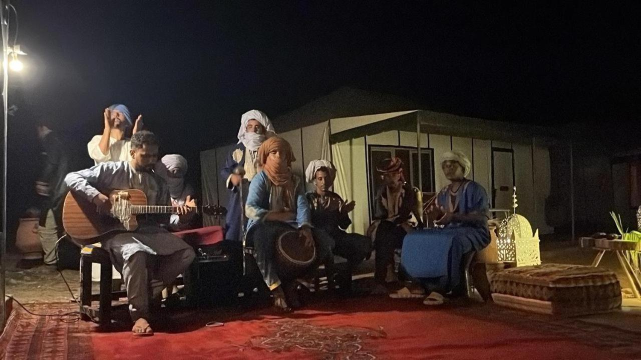 Aladdin Merzouga Camp מראה חיצוני תמונה